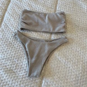 Monday swimwear bikini set